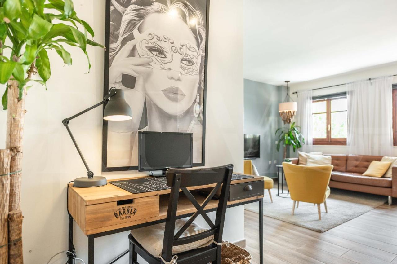 Spacious Apartment Next To Plaza De La Merced By Rems Málaga Kültér fotó