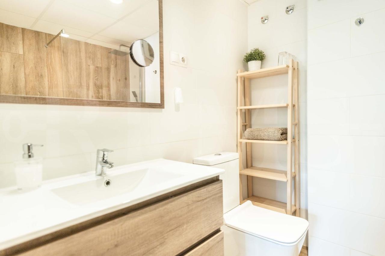 Spacious Apartment Next To Plaza De La Merced By Rems Málaga Kültér fotó