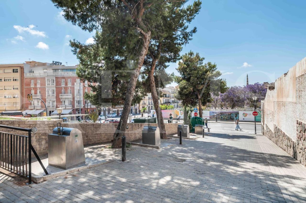 Spacious Apartment Next To Plaza De La Merced By Rems Málaga Kültér fotó